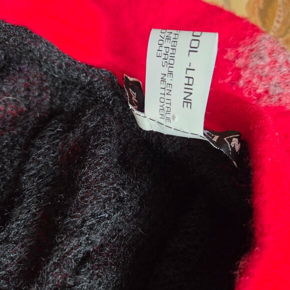 100% Wool Beautiful Italian Beret - Picture 5 of 5